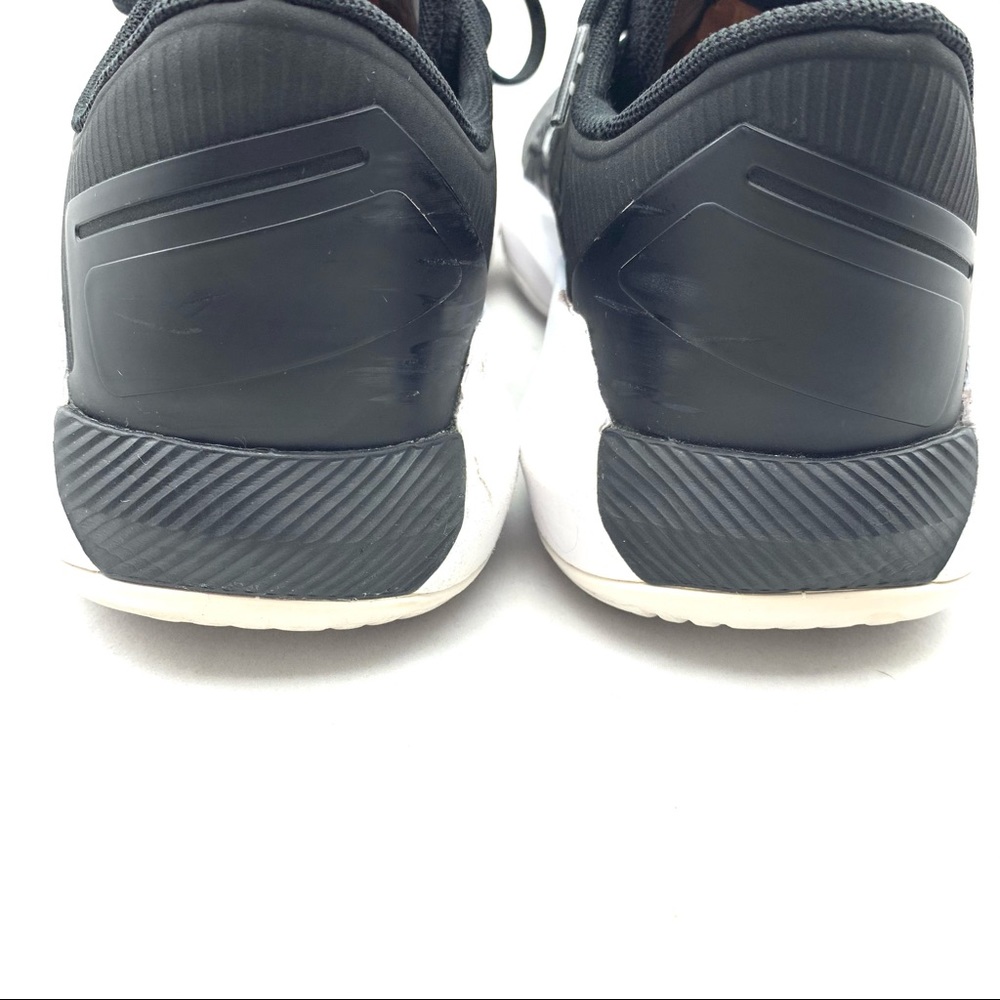 Under Armour Charged Assert Sneakers 8 - Picture 3 of 8